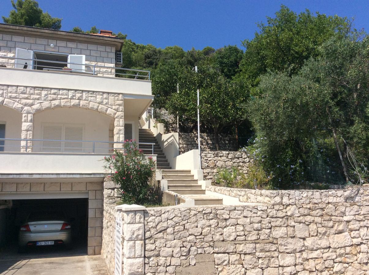 Lux Apartments Korčula Екстериор снимка