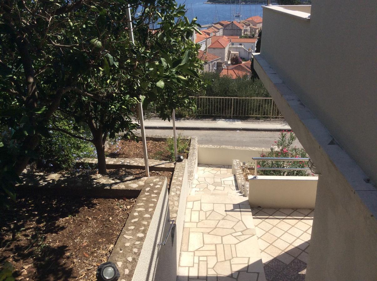 Lux Apartments Korčula Екстериор снимка
